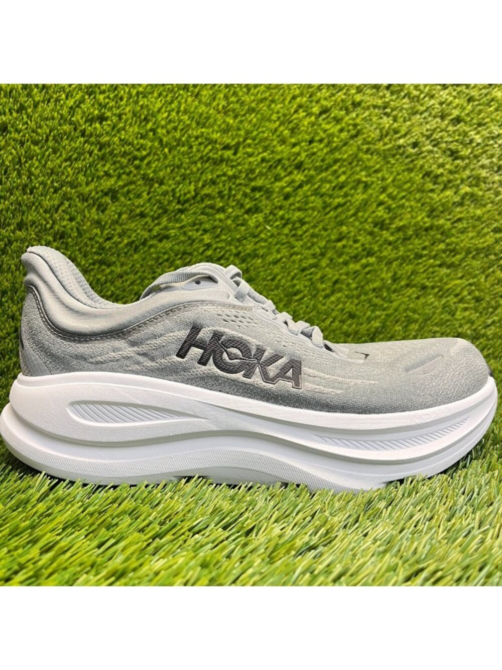Hoka One One Bondi 9 Mens Size 8 4E Gray White Athletic Running Shoes Sneakers